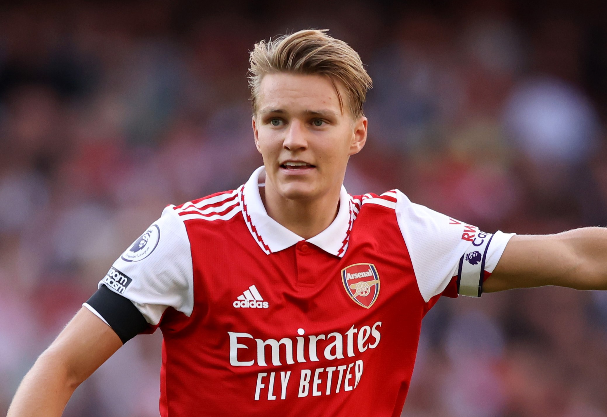 odegaard-dan-dau-danh-sach-ghi-ban-arsenal-da-qua-hay-dung-la-thu-linh-dich-thuc-cua-phao-thu